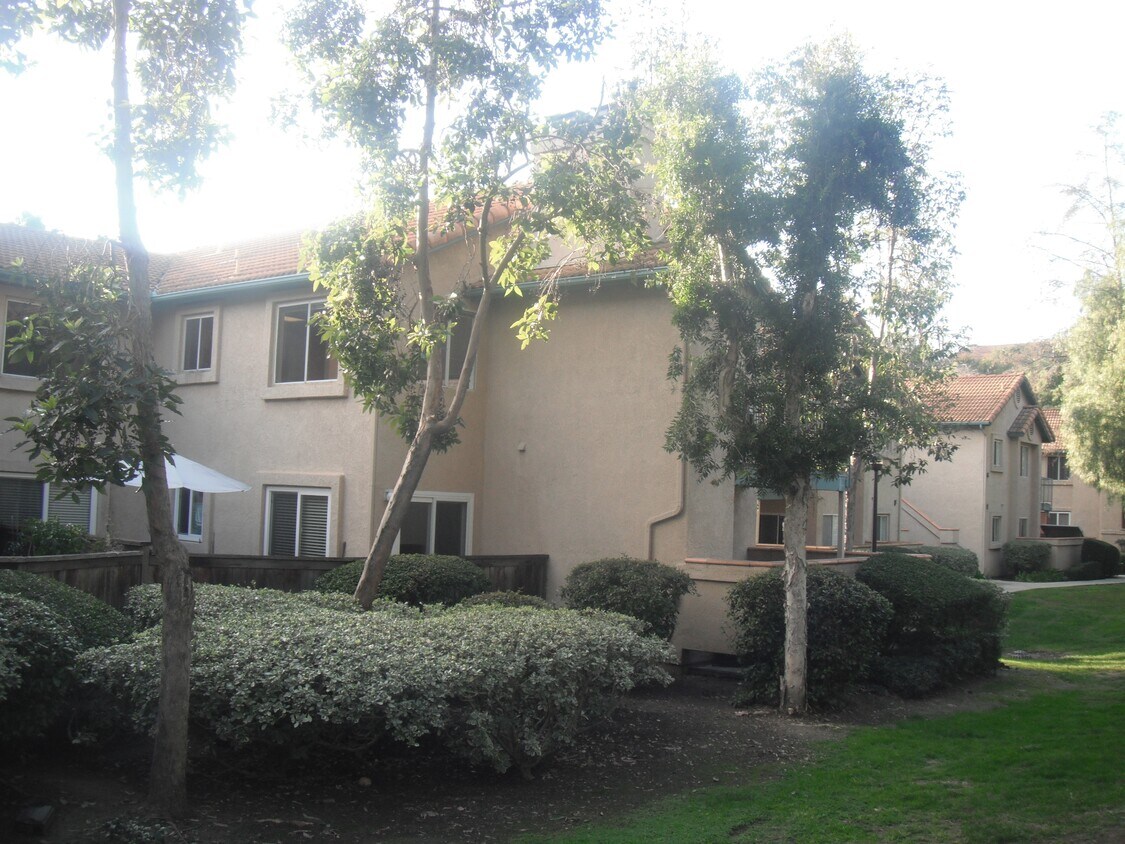11263 Avenida De Los Lobos Unit G, San Diego, CA 92127 Condo for Rent in San Diego, CA
