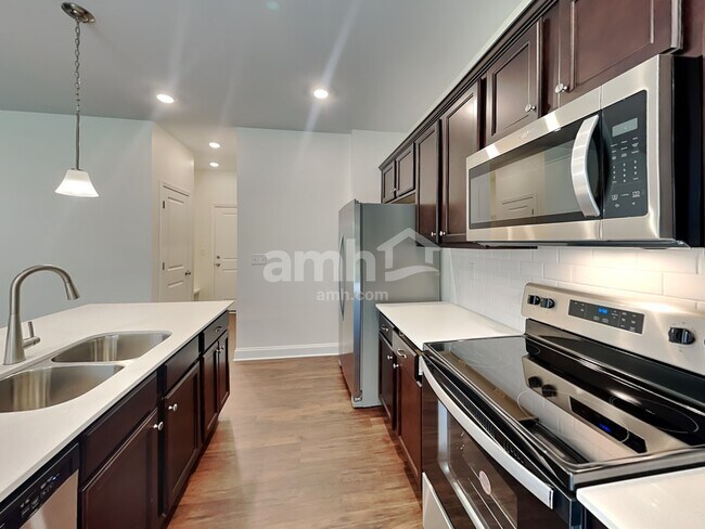 Building Photo - 11017 Hazel Gardens Drive