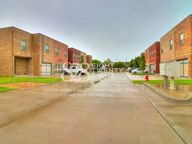 Foto del edificio - Urban Contemporary 3 bed/2.5 bath Townhome Available NOW at West Main Lofts!