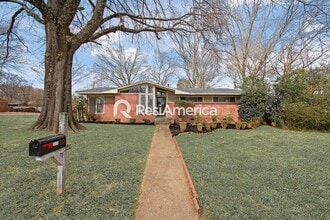 Building Photo - 5174 Dunnellon Ave