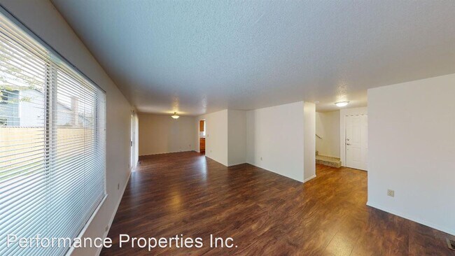 Building Photo - 3 br, 2.5 bath House - 16334 SW Bridle Hil...