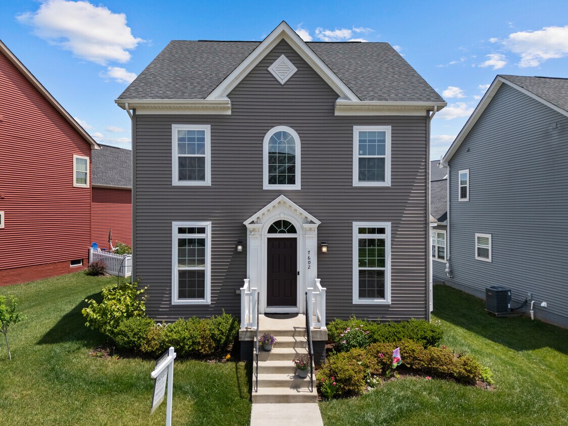 Foto principal - 7602 Hancock St