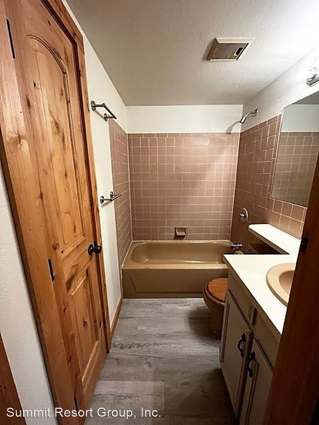 Building Photo - 1 br, 1 bath House - 670 Bills Ranch Rd. B...