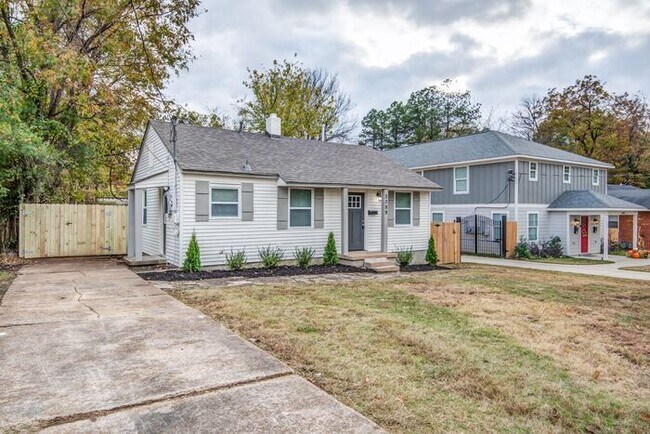 Building Photo - Cozy Renovated Home For Rent!
