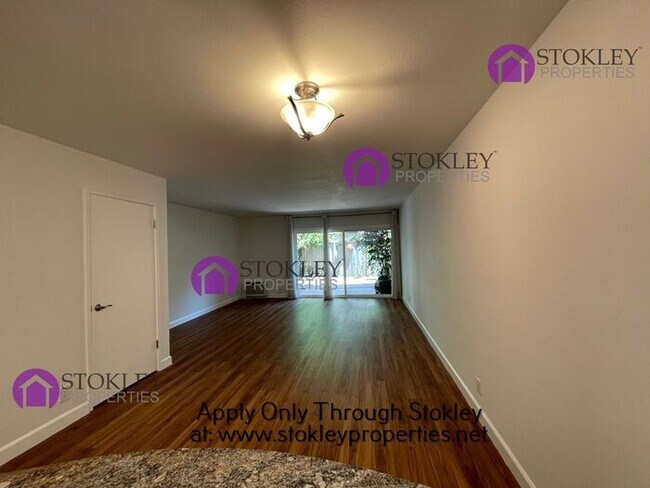 Foto del edificio - Stokley Properties Presents 1470 Creekside...