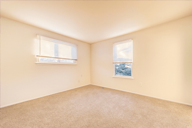 Building Photo - 2838 Bombridge Ct