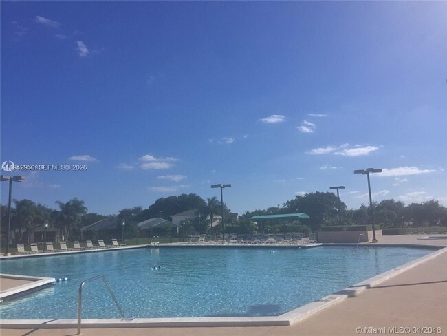 Foto del edificio - 2342 NW 36th Ave