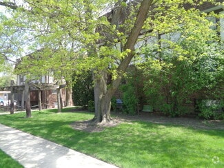 Building Photo - 9437 86th Ct