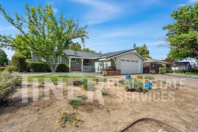 Foto del edificio - 8665 Everglade Dr