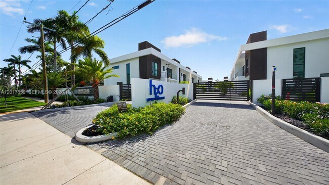 Foto del edificio - 4640 SW 32nd Ave