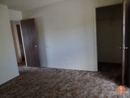 Building Photo - 2810 Parque De Oeste Dr