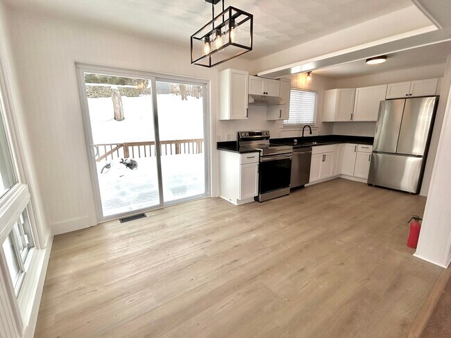 Foto del edificio - 306 Hooper Rd