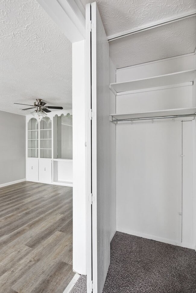 Interior Photo - Independence Village, Reynoldsburg, OH