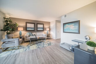 Bluestone on the Bay apartments — community photo - Bluestone on the Bay