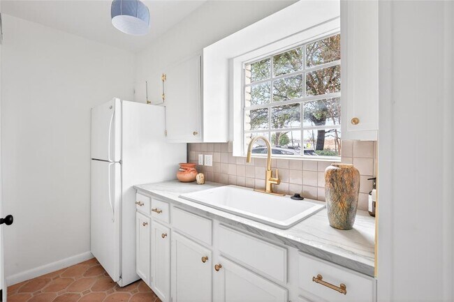 Foto del edificio - 1700 Houston St