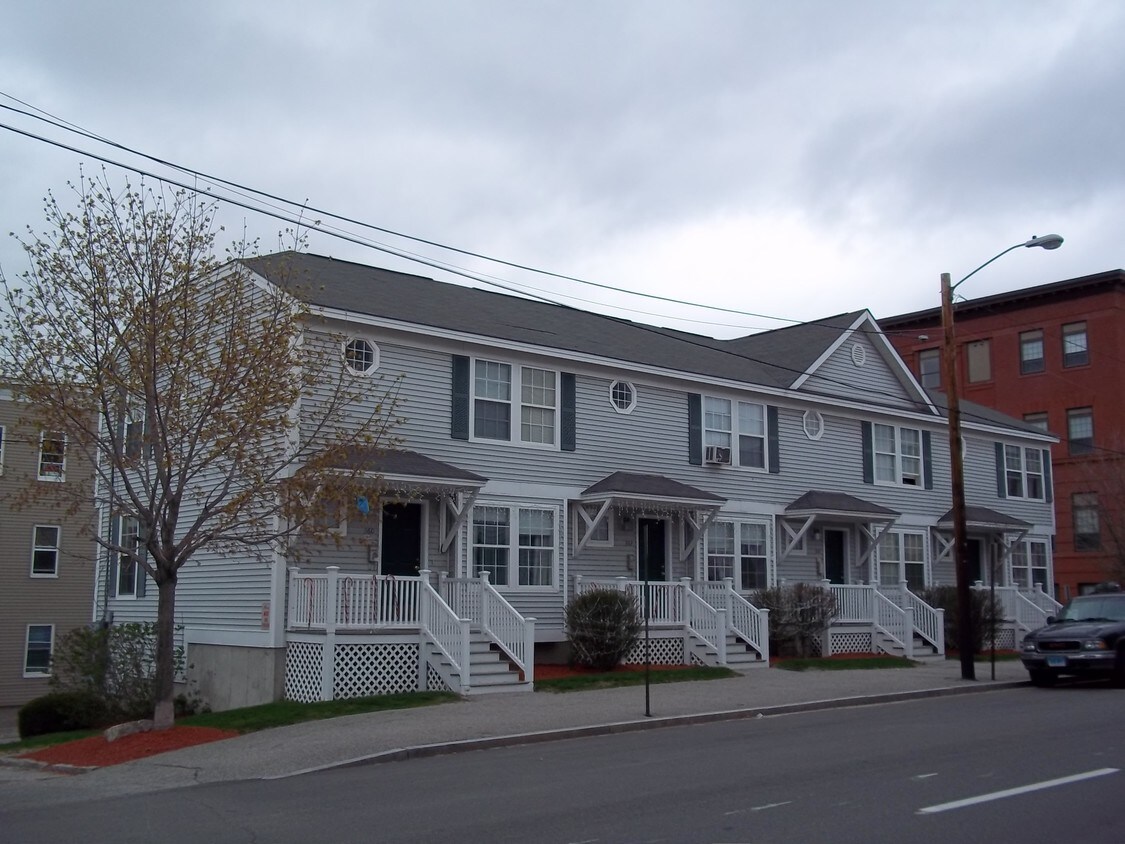 Primary Photo - 360 Beech St