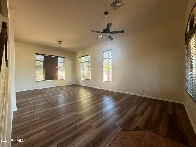 Building Photo - 502 E Kaibab Pl