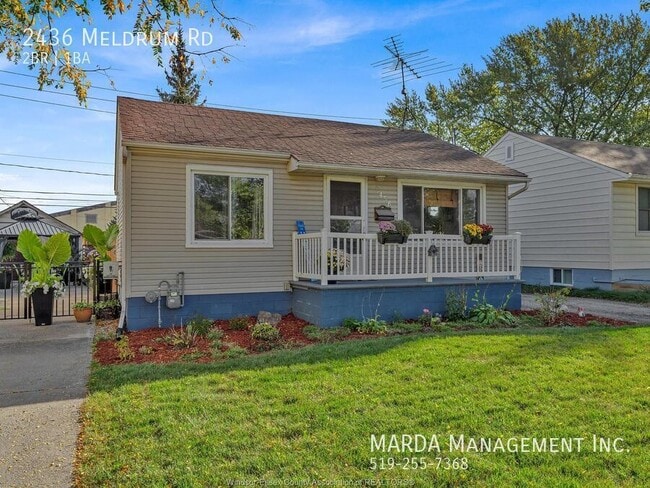 Building Photo - CHAMRING 2 BED/1 BATH BUNGALOW - FOUNTAINBLEU AREA + UTILITIES