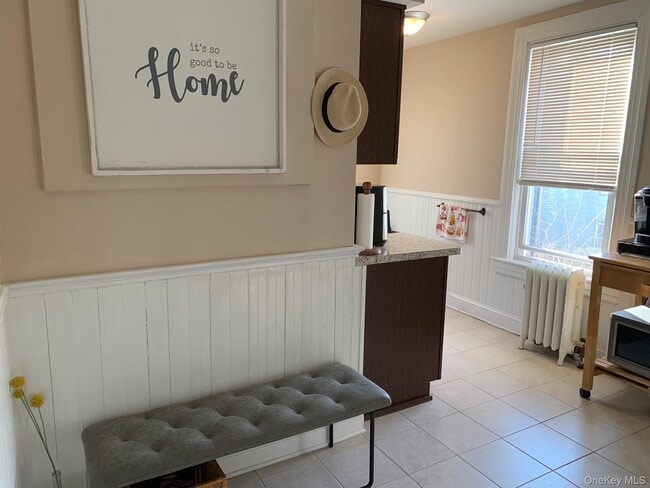 Foto del edificio - 253 Sea Cliff Ave