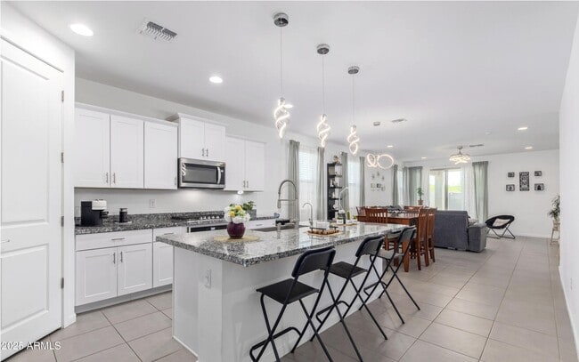 Building Photo - 5613 W Notch Hill Rd