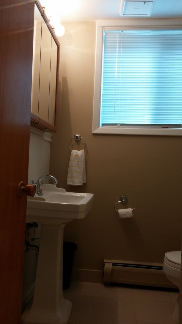 Building Photo - 2 Bedroom 2 Bathroom Apartment