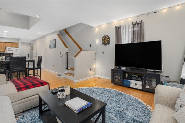 Foto del edificio - 3524 W Shore Rd