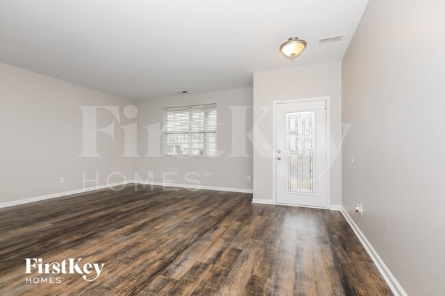 Building Photo - 1008 Rural Farm Rd