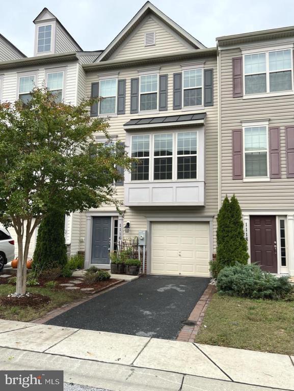 Building Photo - 1116 Carinoso Cir