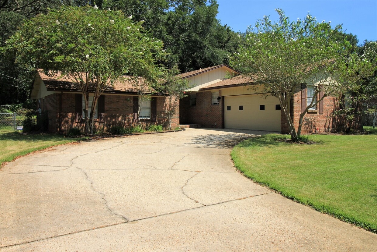 101 Dyer St, Niceville, FL 32578 - House Rental in Niceville, FL ...