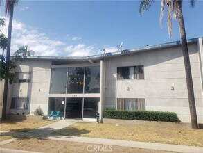 Building Photo - 505 S 1st Ave