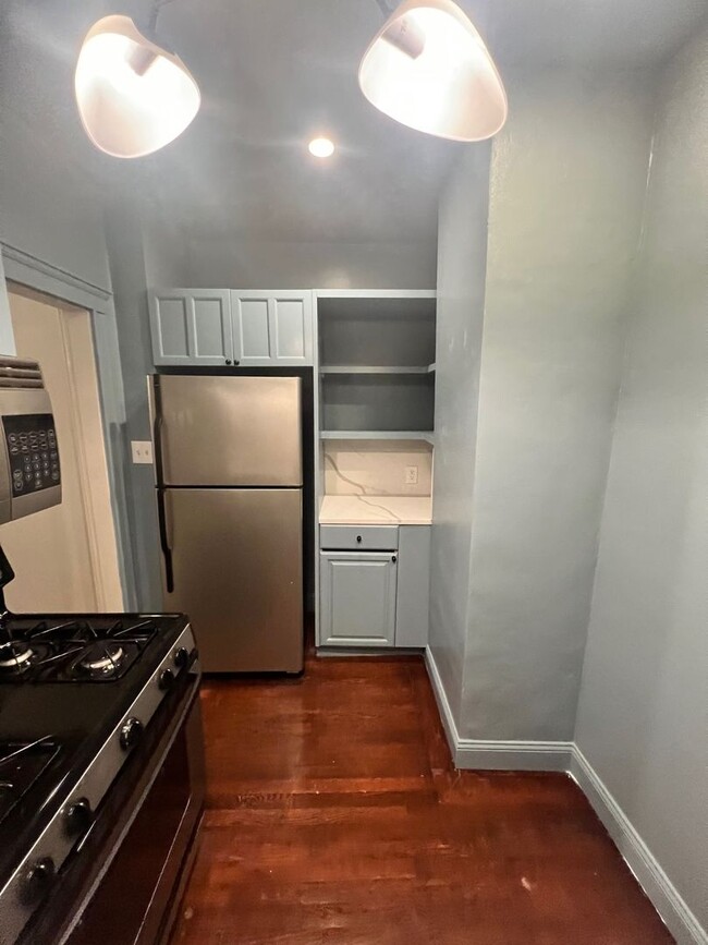 Foto del edificio - Cozy Allston one bedroom apartment available