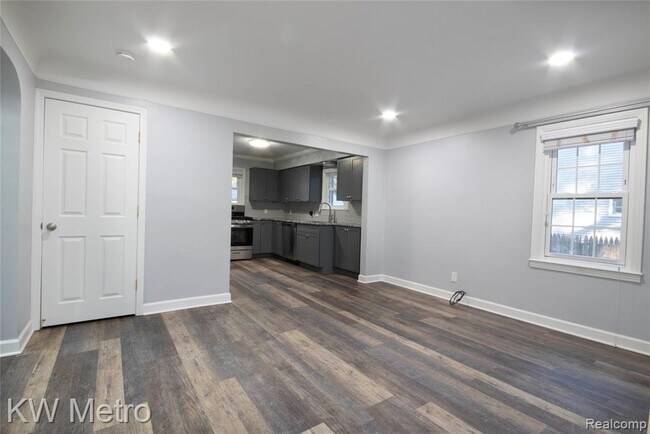 Foto del edificio - 22101 Ridgeway St