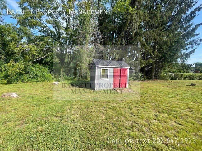 Building Photo - 45 Carriage Dr