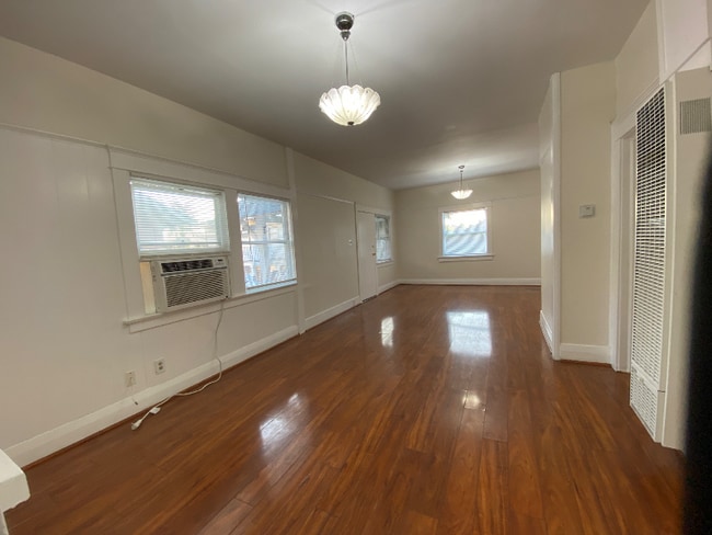 Foto del edificio - 13457 Bailey St