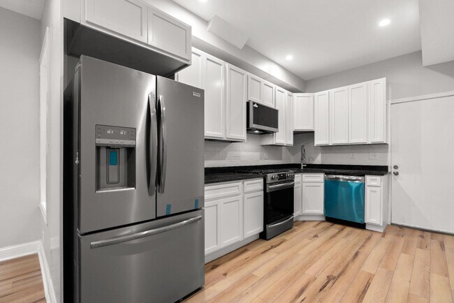 Foto del edificio - 226 N Collington Ave