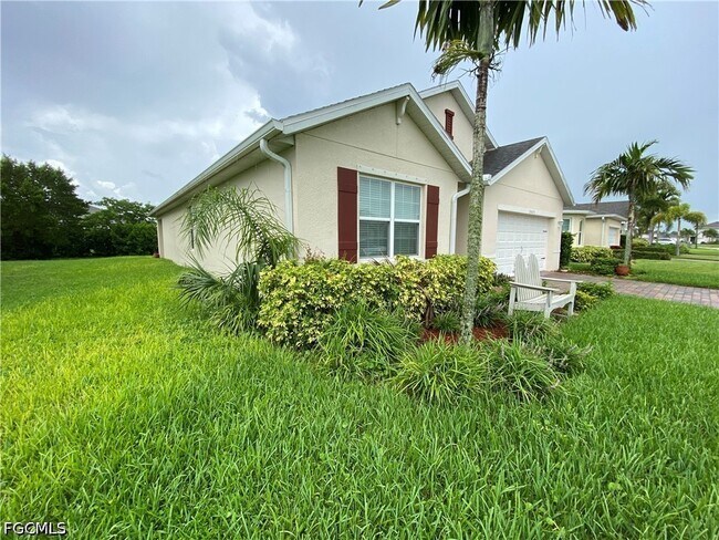 Building Photo - 3425 Cancun Ct