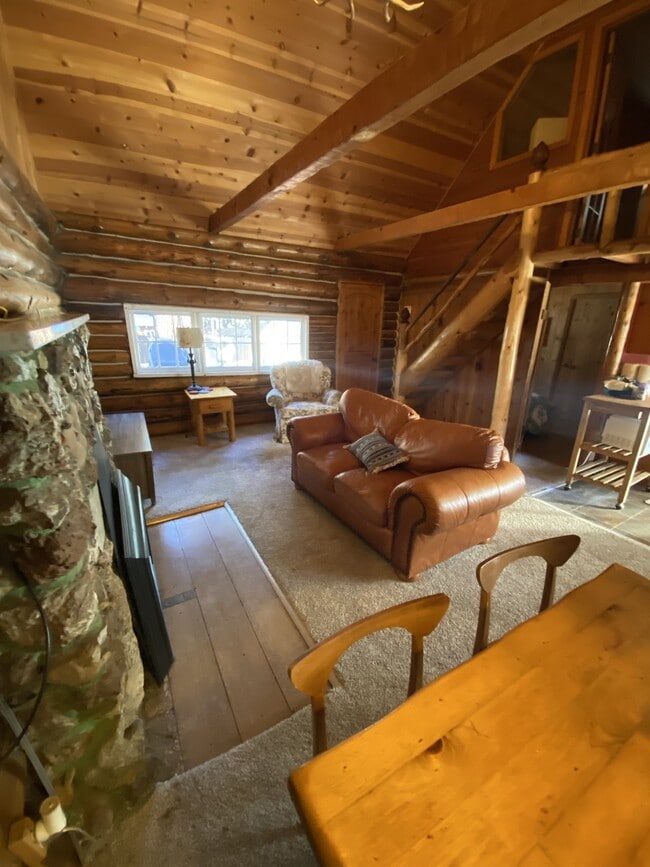 Foto del edificio - 3679 Alder Ave