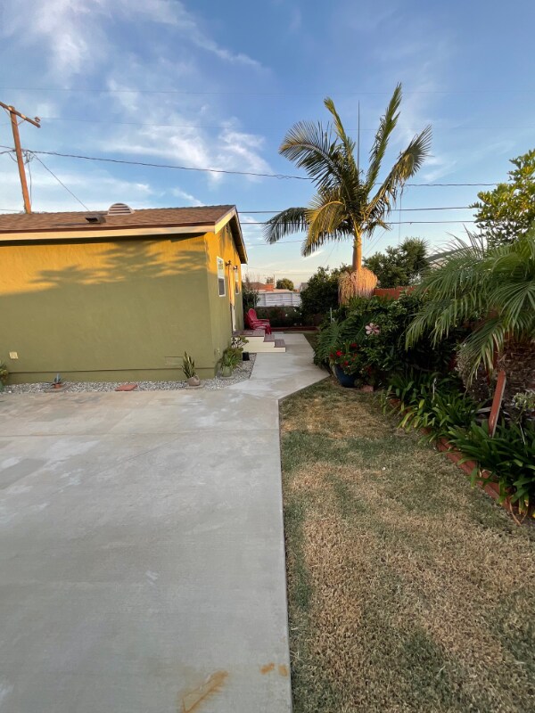 Foto principal - 1540 W 126th St