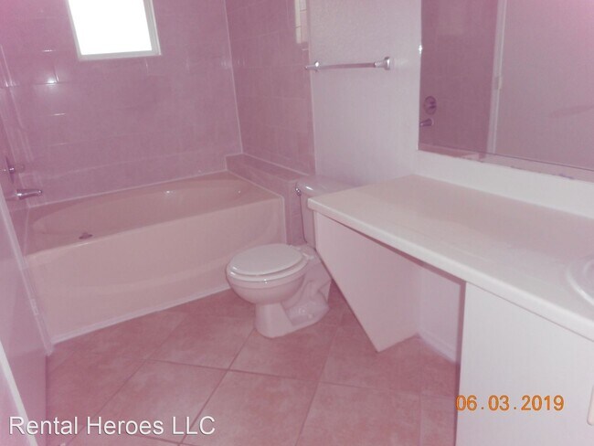 Building Photo - 473 Jordan Stuart Cir
