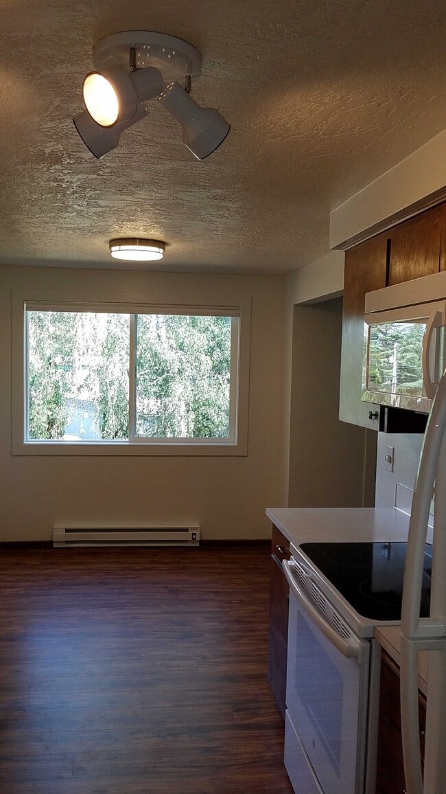 Building Photo - Vista Terrace Apartments