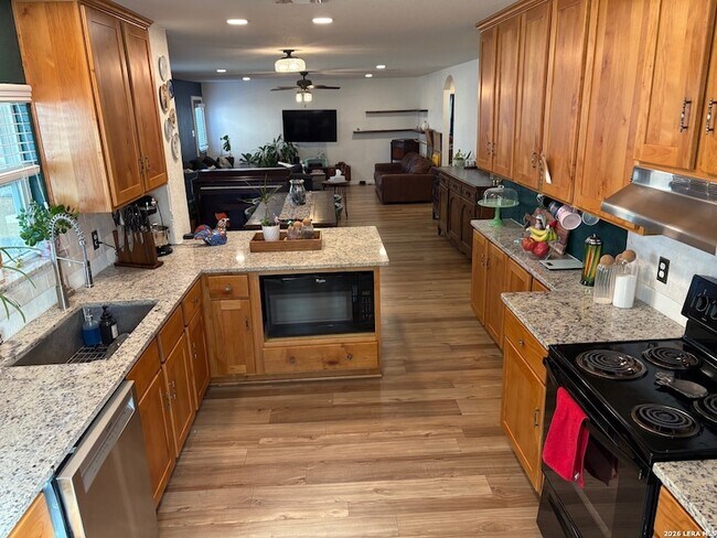 Building Photo - 7319 Turnbow