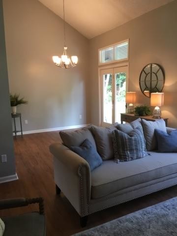 Living / Dining - 3 Greystone Dr