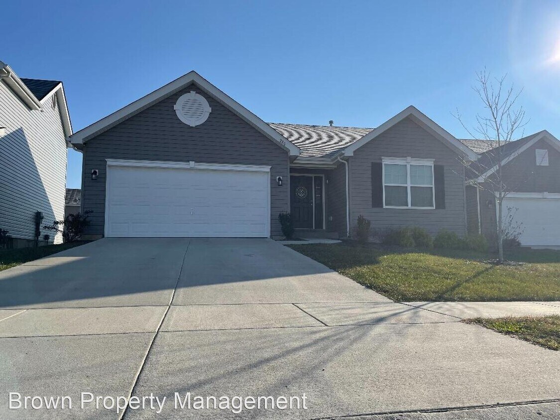 Primary Photo - 3 br, 2 bath House - 220 Longridge Ct