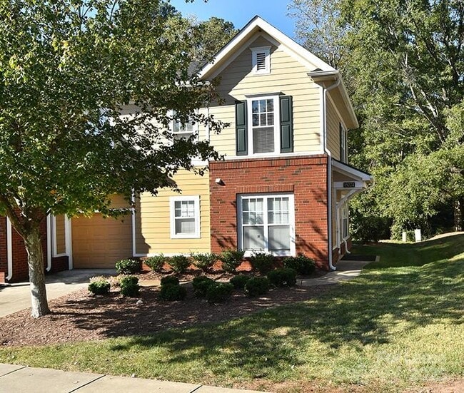 Photo - 15224 Coventry Ct Ln Townhome