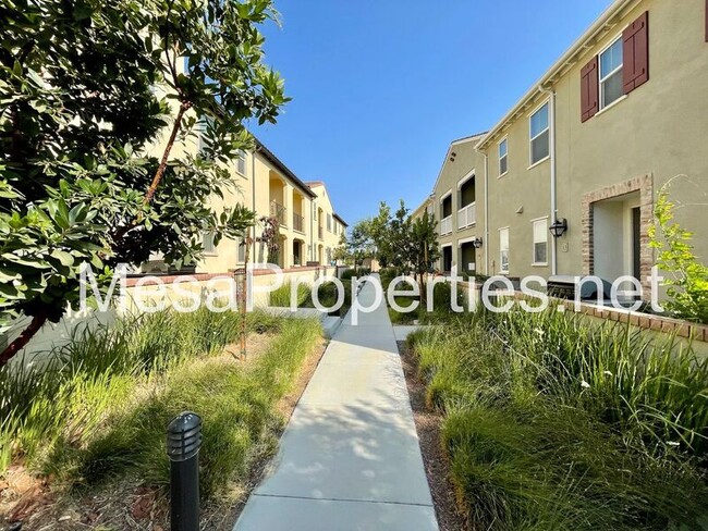 Building Photo - 3350 E Yountville Dr