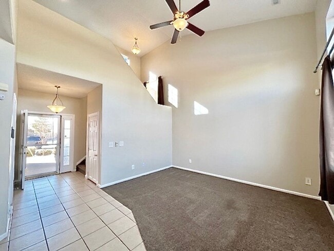 Building Photo - 3 Bedroom Home in Springs Ranch
