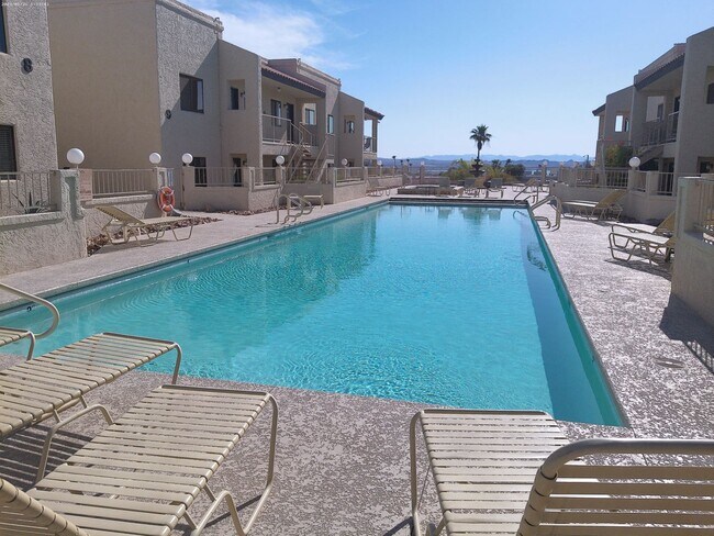 Foto del edificio - Cozy Studio in Rio Del Sol  Available Now