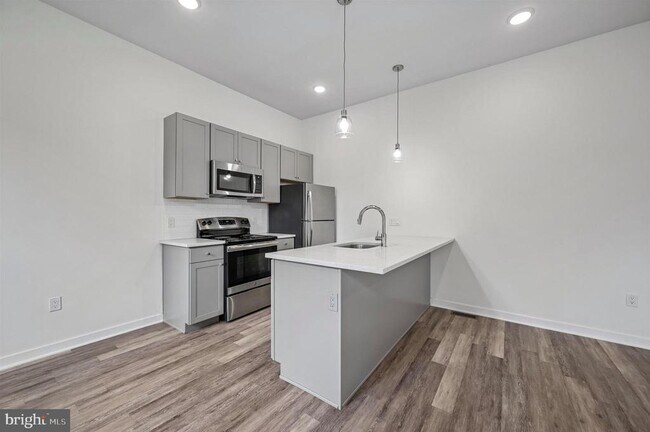 Building Photo - 4912 Baltimore Ave