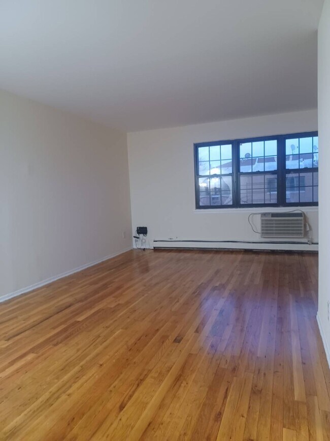 Foto del edificio - 156-50-156-78 78th St