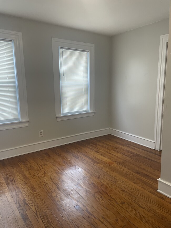 Building Photo - 61 Gage St